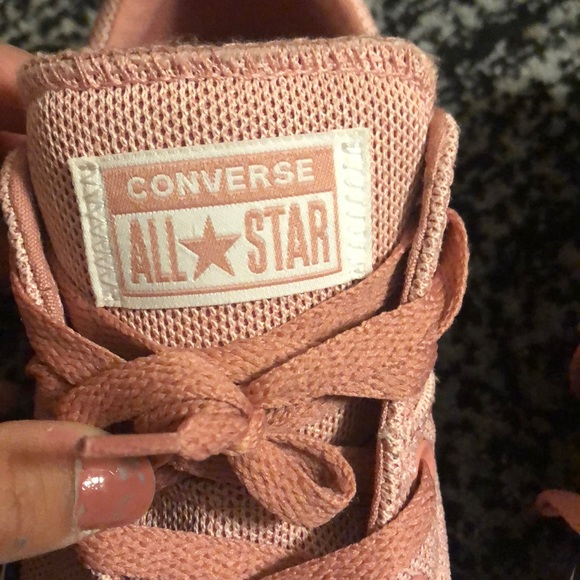 Pink Converse - Picture 4 of 6